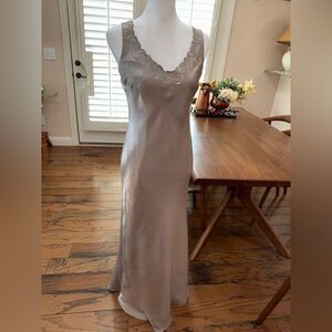 VTG Alex Evenings Champagne Metallic Slip Gown Dress Sz 6 Embroidered Sequin